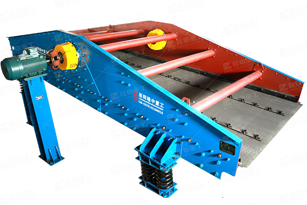 矿山里的温情与担当以坚守践承诺